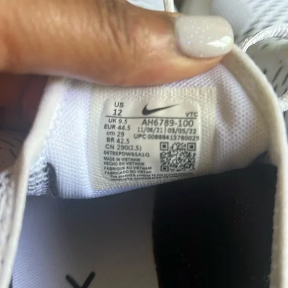 Nike Women’s Air Max 270 White Size 12 - Picture 6 of 7